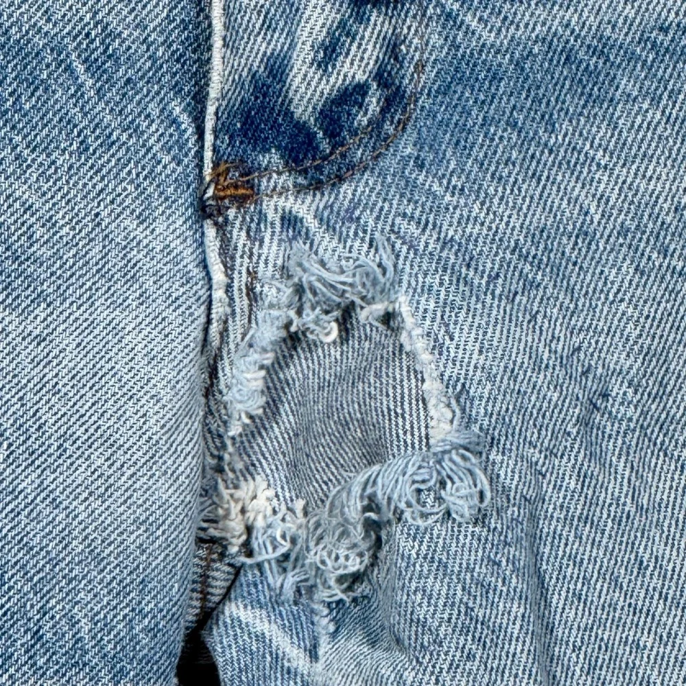 80s USA Vintage Wrangler Jeans Mens Distressed Holy‎ Denim Blue